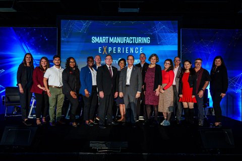 Group photo of Manufacturing USA panelists at SOUTHTEC